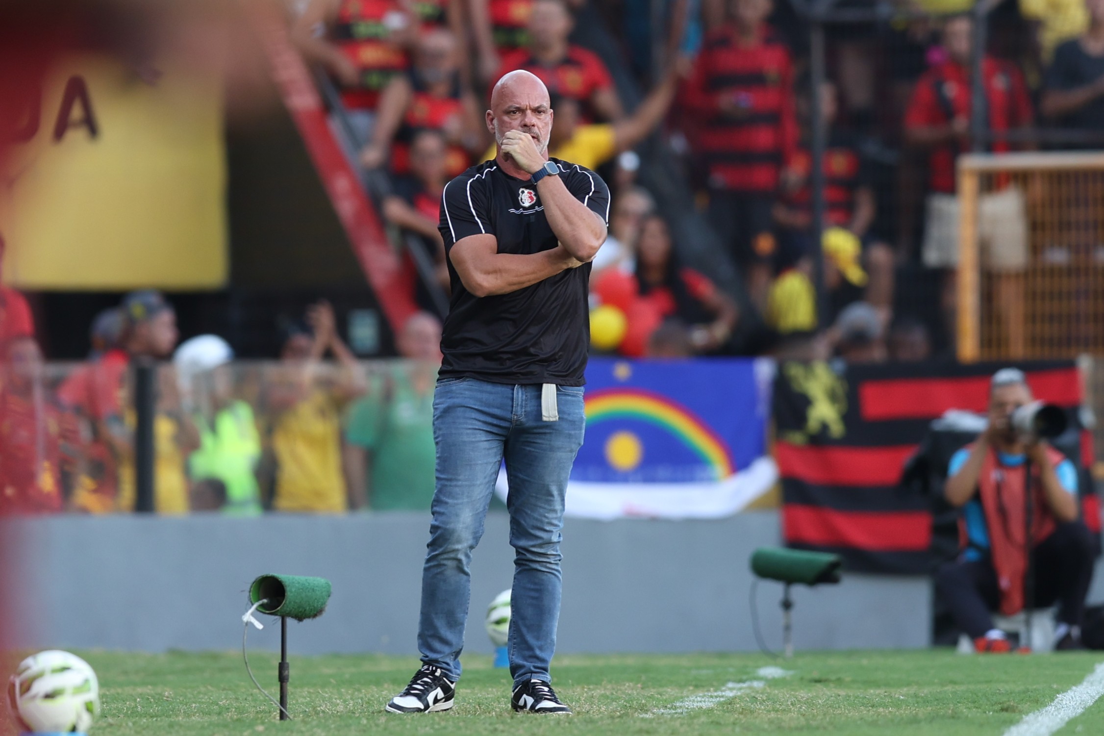 Interino fará primeiro jogo como mandante à frente do Santa Cruz com presença da torcida