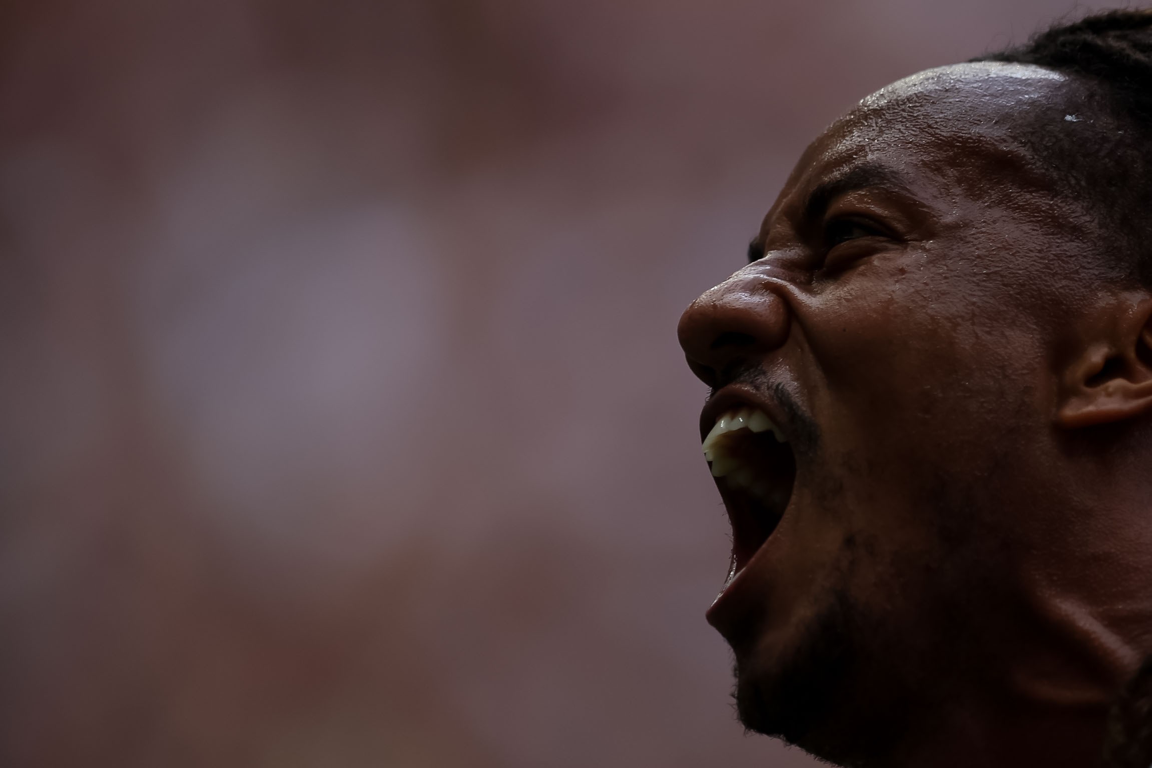 Carrillo manda recado a Martínez e diz: “Corinthians não tem dinheiro para contratar, mas levanta troféu”