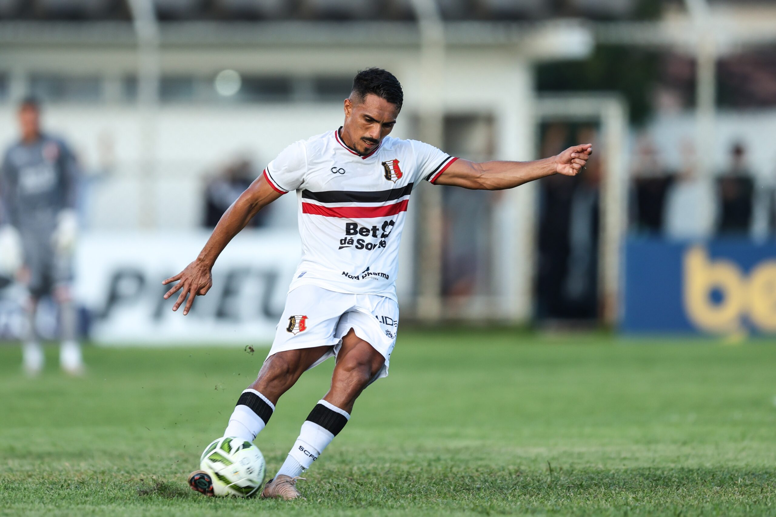 Willian Júnior é o maior garçom do Santa Cruz desde Chiquinho