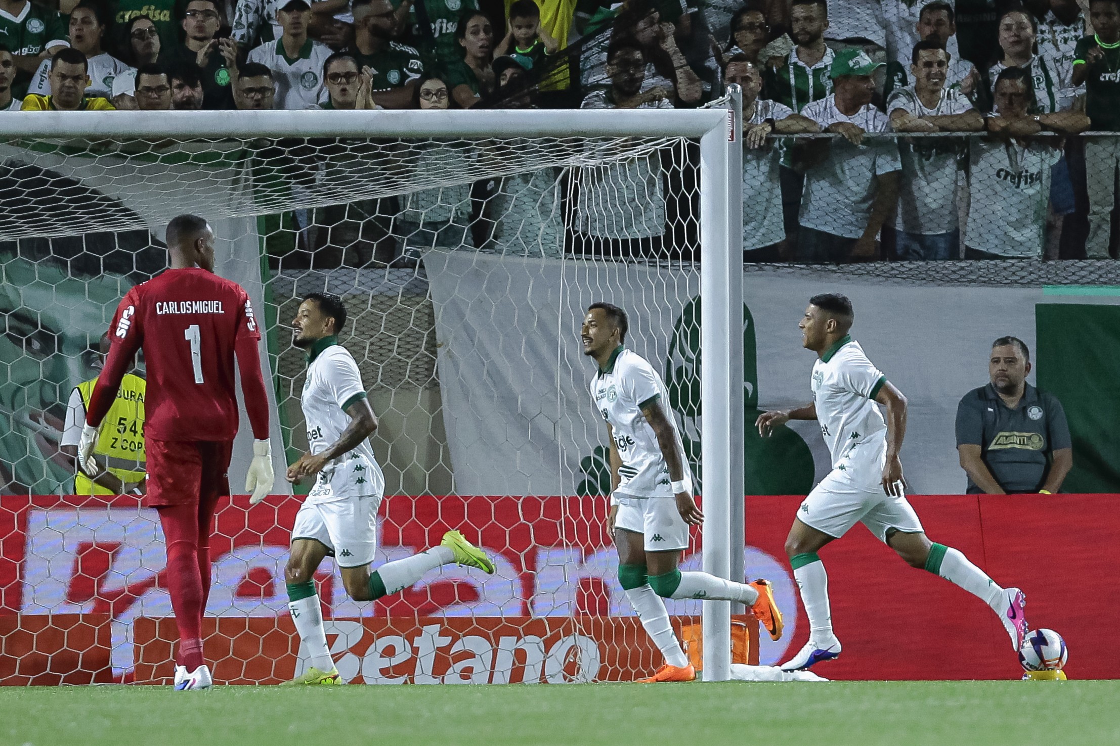 Lucca celebra primeiro gol pelo Guarani e projeta Copa do Brasil: “Vamos encarar como jogo da vida”