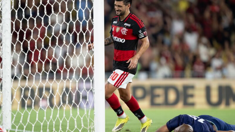 Arrascaeta chega a 100 gols pelo Flamengo e celebra: “Uma marca tão importante”