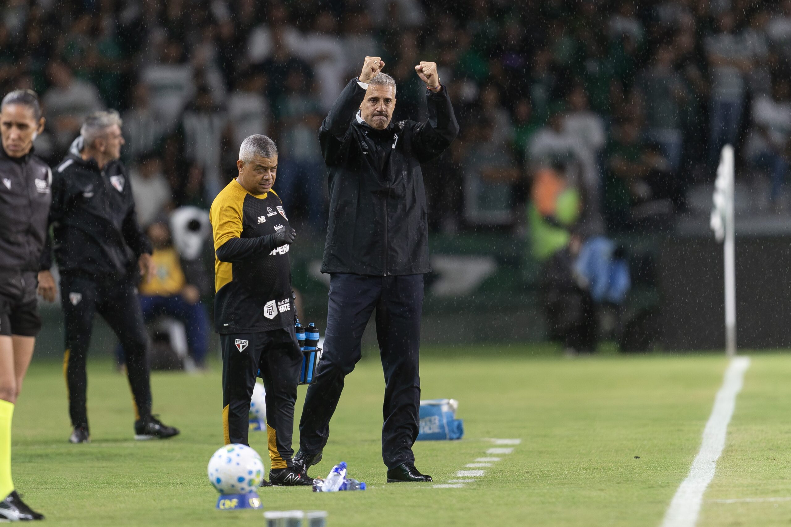 São Paulo descansa titulares no Brasileiro e vai em alta para o Choque-Rei do Paulistão