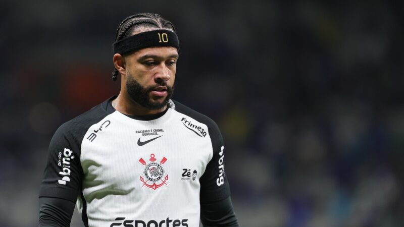 Dorival se inspira na Holanda e indica uso de Memphis como centroavante do Corinthians