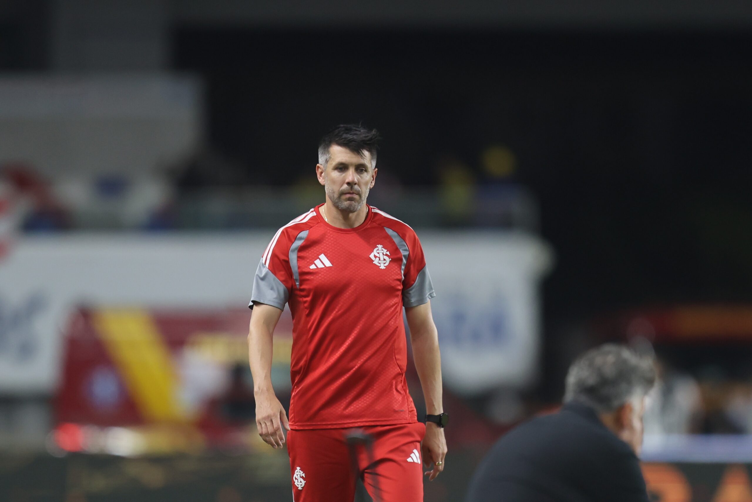 Pezzolano reforça que Grêmio é favorito contra o Inter na final do Gauchão: “É a realidade”