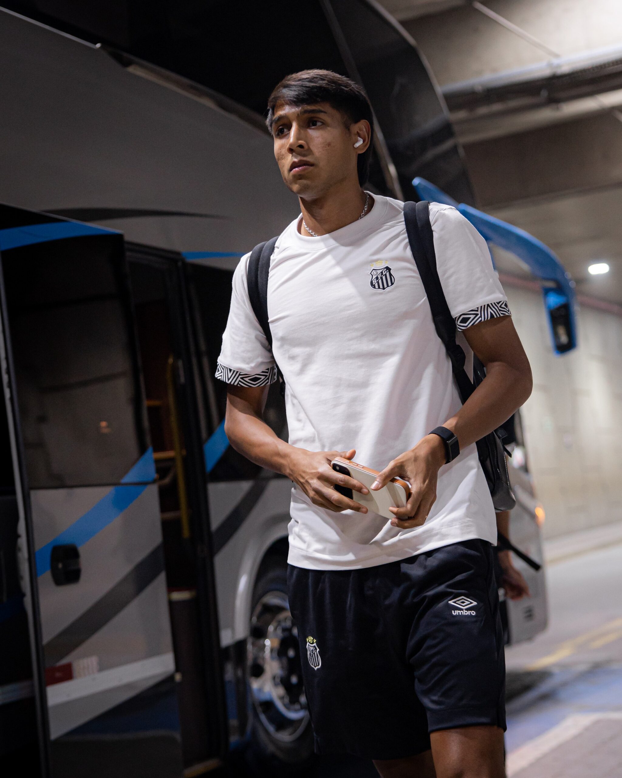 Santos negocia empréstimo de Alexis Duarte para o Libertad, do Paraguai