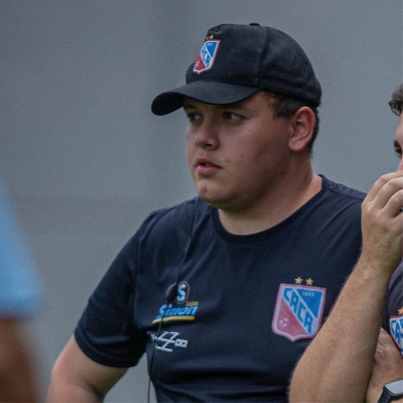 Aos 25 anos, técnico do Carlos Renaux é o mais jovem do Catarinense
