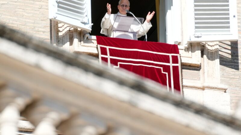 Em meio a protestos contra ICE e Trump em Olimpíadas de Inverno, papa Leão XIV pede paz a ‘pessoas com posição de autoridade’