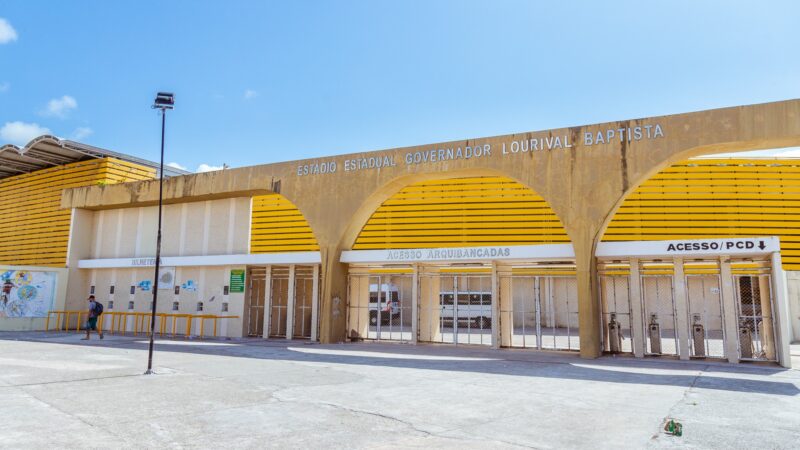 Arena Batistão receberá esculturas em homenagem a Lourival Baptista e Pelé