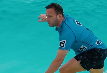 Dias de Medina: Arthur, do Grêmio, faz treino de surfe em Santa Catarina; saiba bastidores