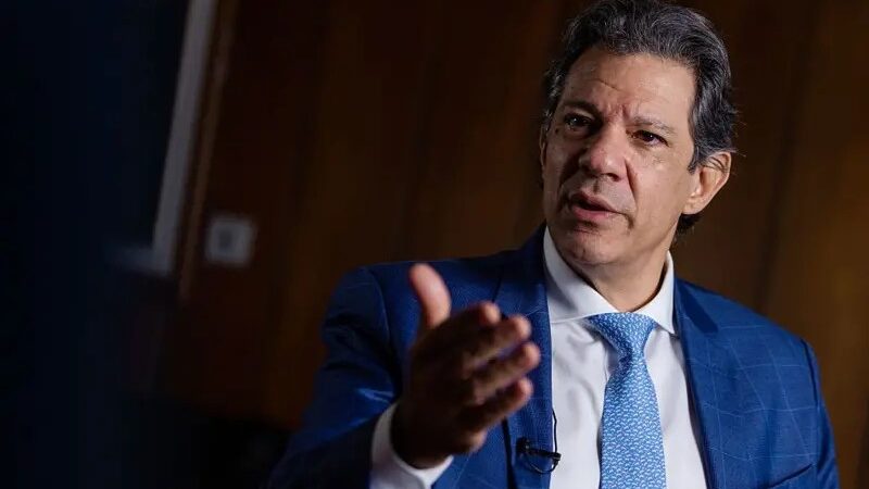 Haddad diz que Brasil agiu ‘de forma impecável’ após tarifaço e que decisão da Justiça americana favorece países afetados