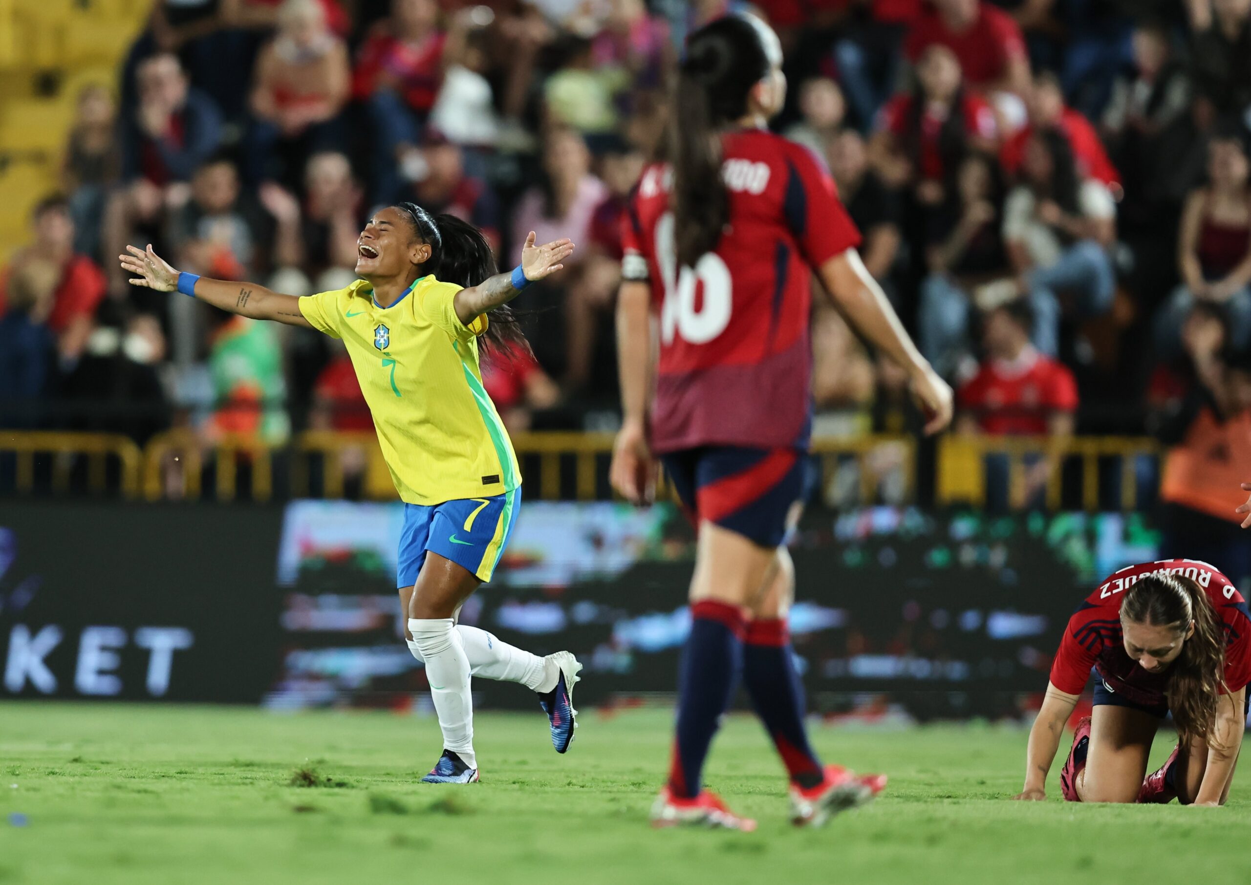Tainá Maranhão celebra primeiro gol pela seleção feminina: “É a realização de um sonho”