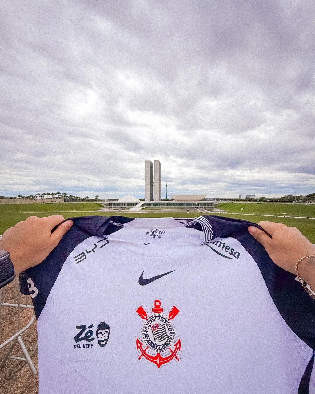 Corinthians fecha com a BYD até o fim do ano após dois patrocínios pontuais