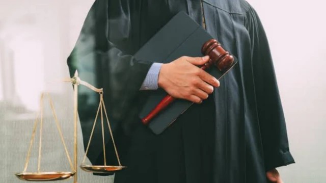 5 dos ‘penduricalhos’ mais inacreditáveis do funcionalismo brasileiro