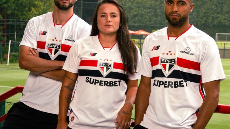São Paulo lança nova camisa para a temporada 2026 após polêmica com conselheiros; veja as fotos