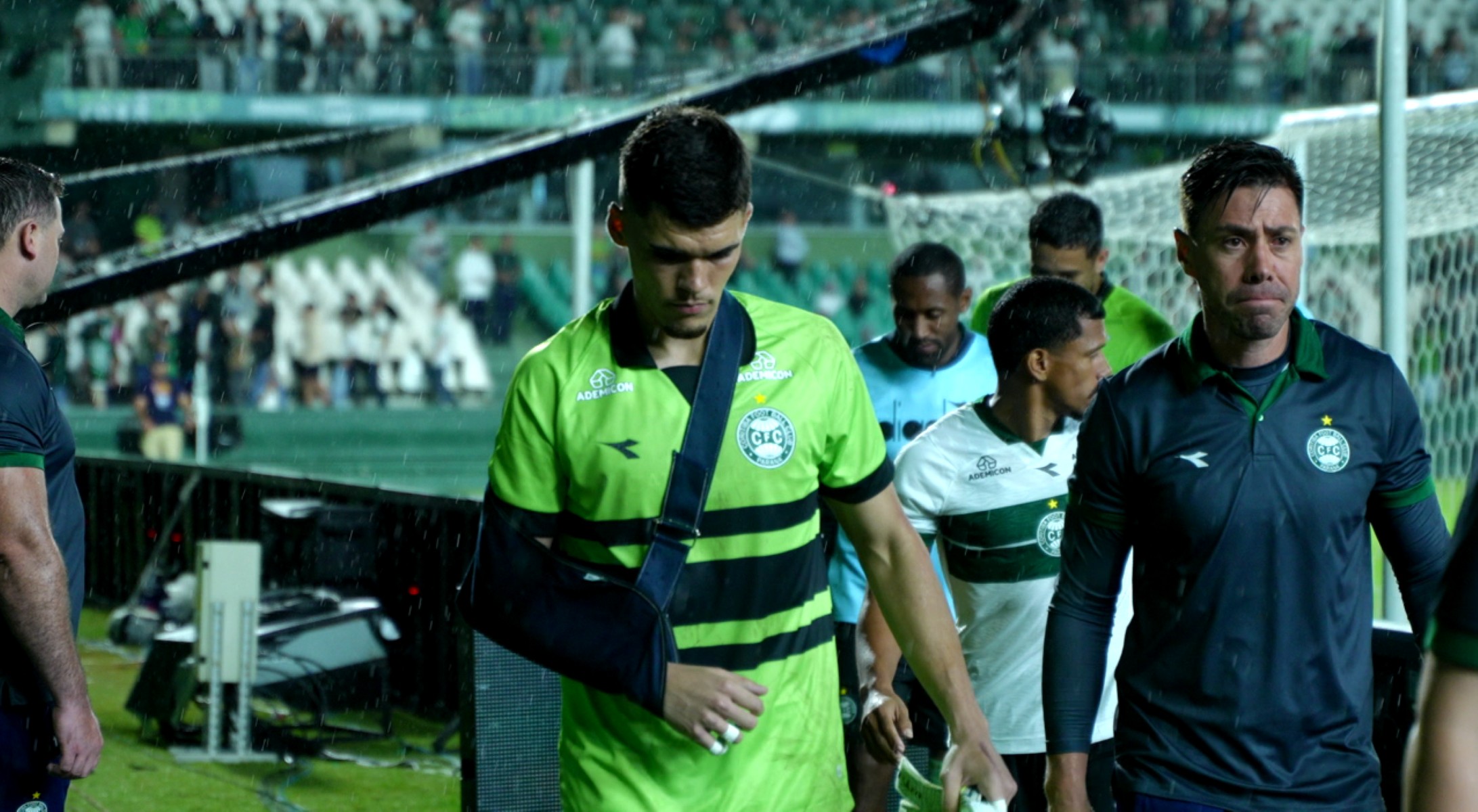 Coritiba confirma lesão de Pedro Morisco; veja o panorama médico