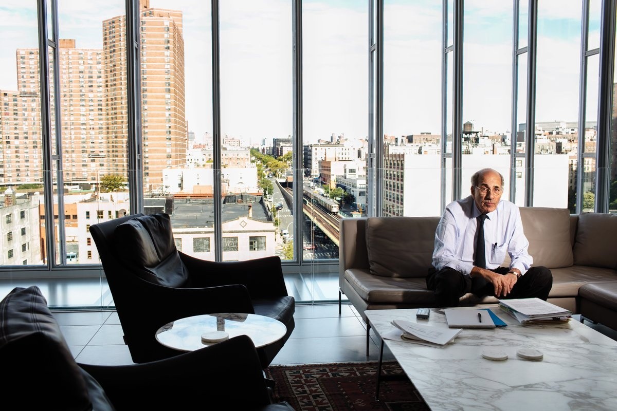 Vencedor de Nobel de Medicina renuncia à liderança na Columbia após amizade com Epstein