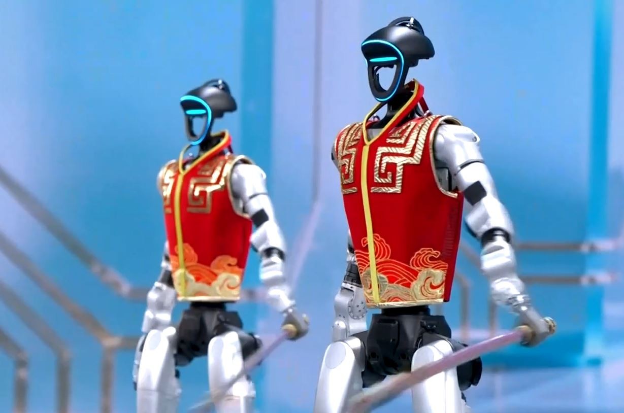 Robôs humanoides ‘lutam’ artes marciais no Ano Novo Chinês