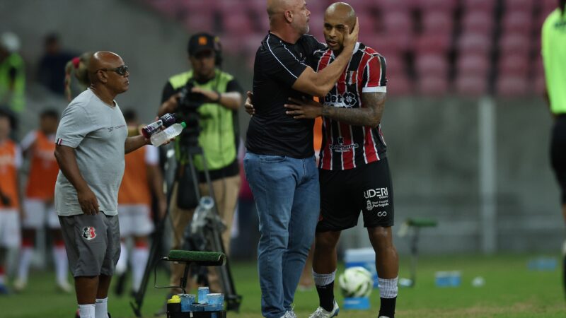 Interino do Santa Cruz reconhece necessidade de reforços: “Grupo enxuto”