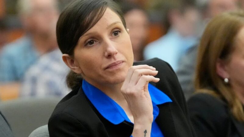 Mãe que escreveu livro para ajudar os filhos a lidarem com a morte do pai será julgada pelo assassinato