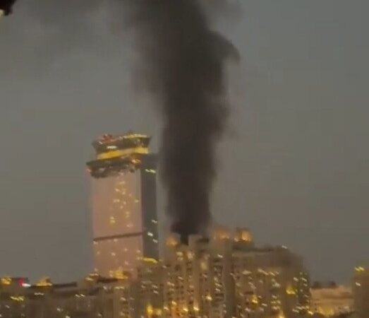 Fogo atinge hotel de luxo em Dubai