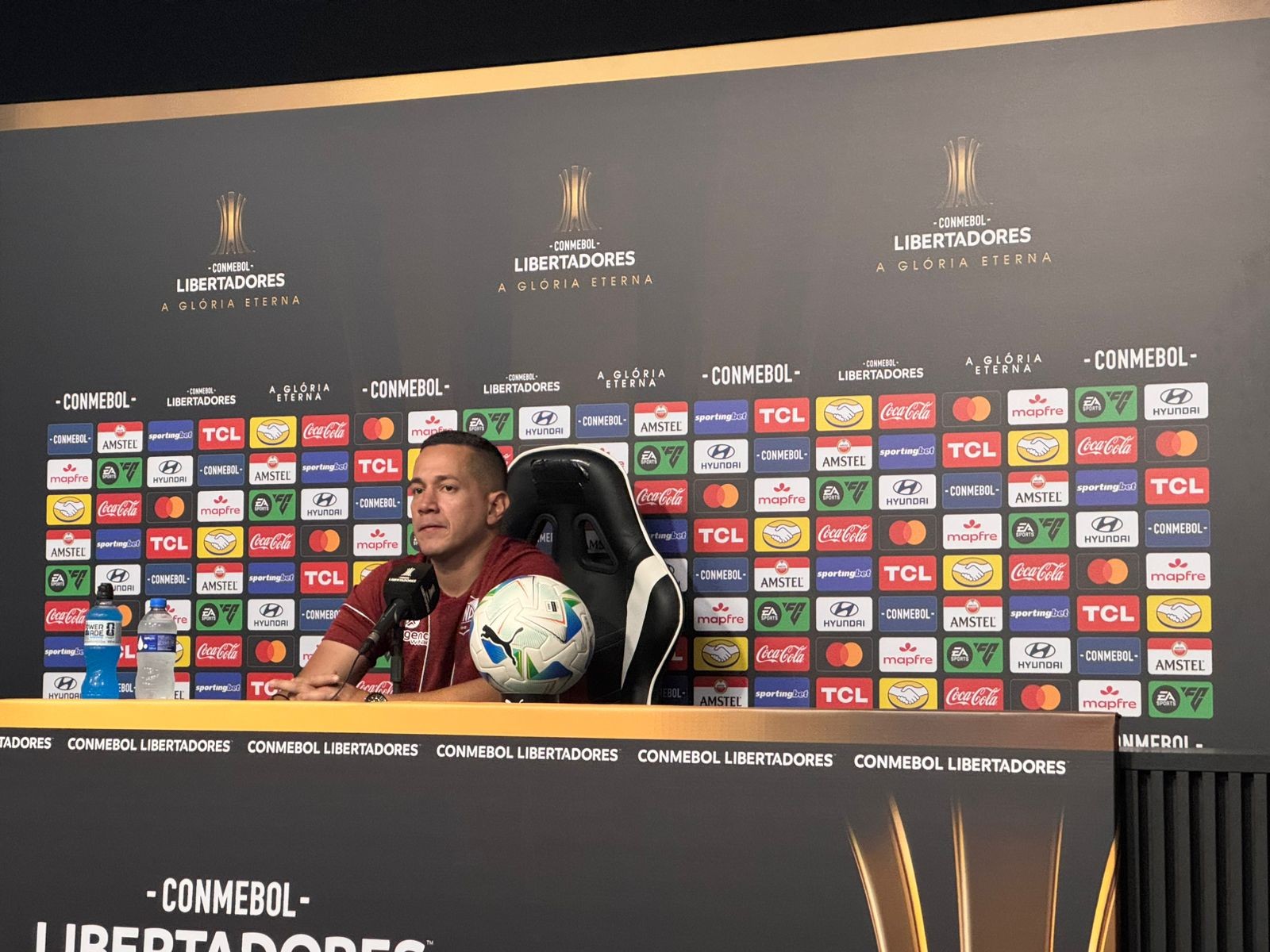 Técnico diz que Potosí demorou a se adaptar ao gramado em eliminação para o Botafogo: “Muito mais rápido”