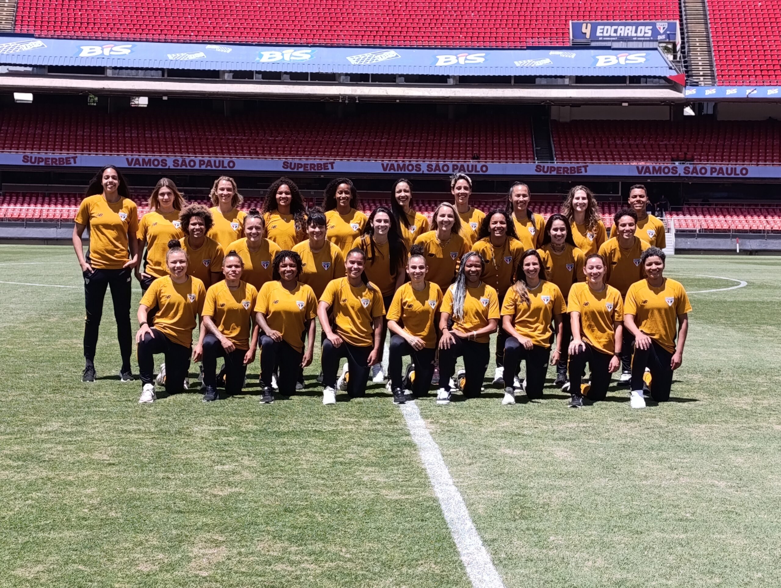 São Paulo apresenta elenco feminino para 2026; veja quem são as jogadoras