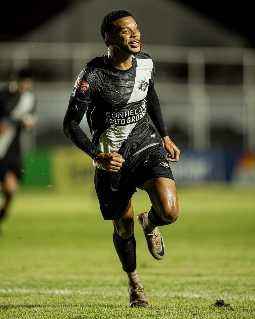 Mixto garante premiação milionária com classificação na Copa do Brasil