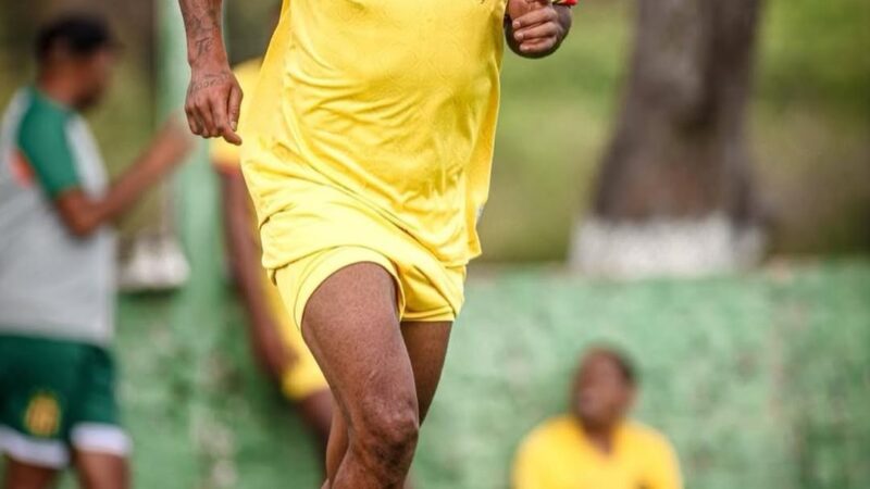 Buscando as pazes com torcida do Sampaio, Emerson Carioca comemora artilharia e avisa: “O gigante tá na semi”