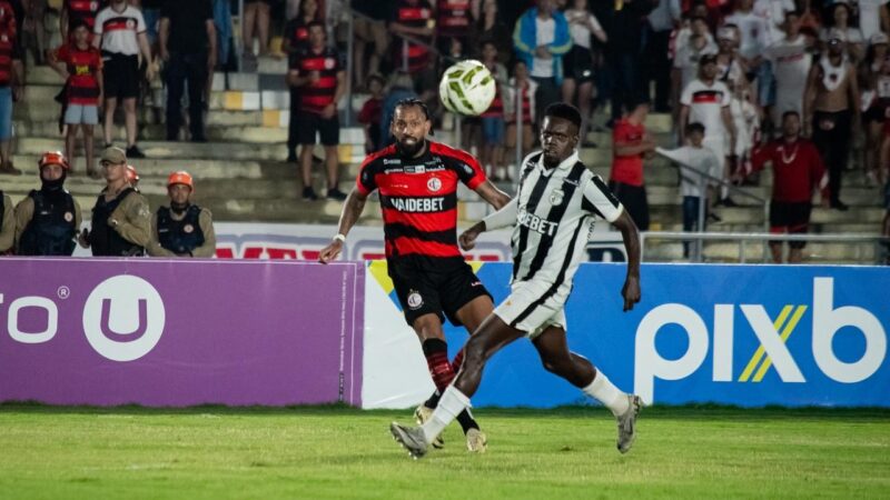 Éverton Heleno assume protagonismo e lidera reação do Campinense no Paraibano