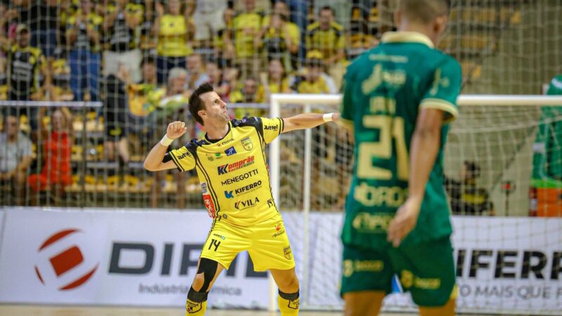 Jaraguá bate o Atético-PI na prorrogação e é o primeiro supercampeão do Brasil