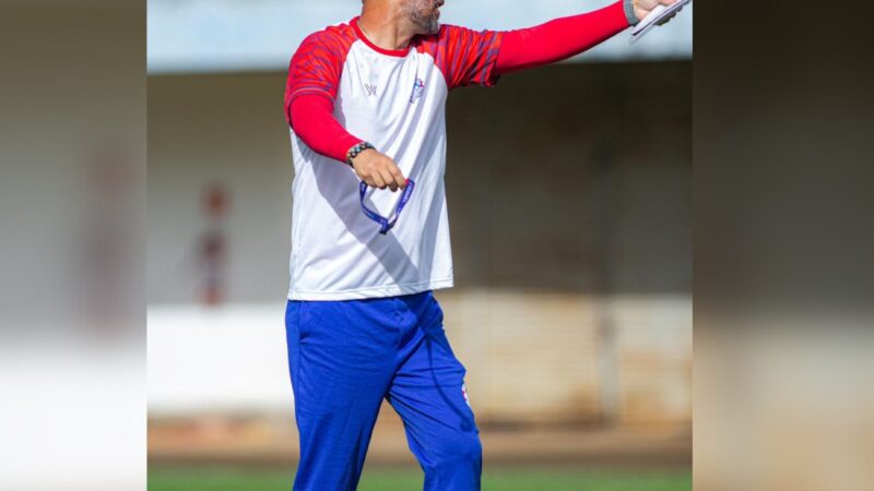 Após a eliminação na 1ª fase da Copa do BR, o Araguaína rescinde com o técnico Fabiano Borba