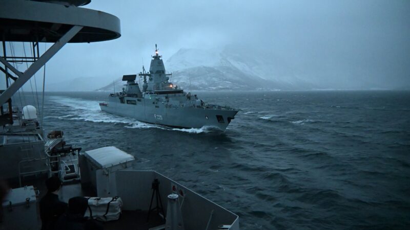 Otan anuncia início de operação militar no Ártico após ameaças de Trump contra Groenlândia