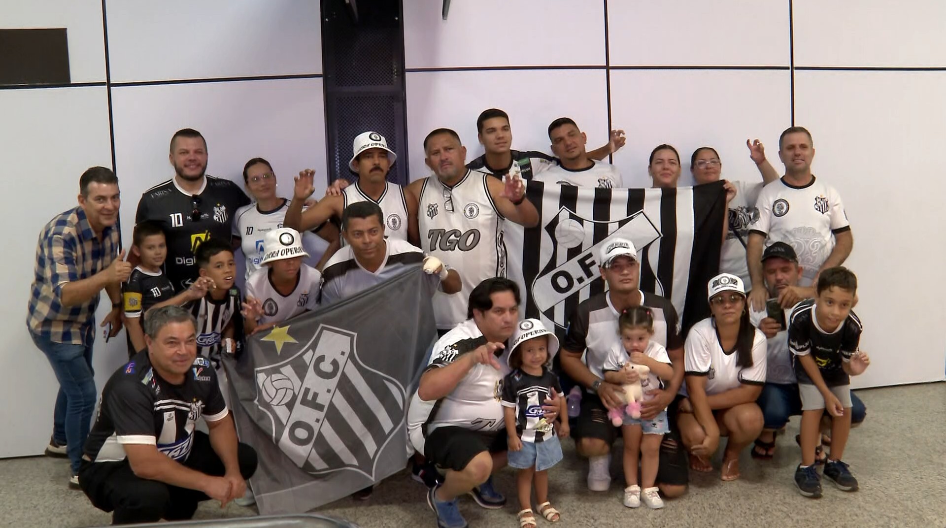 Operário-MS chega sob festa em Campo Grande após classificação na Copa do Brasil