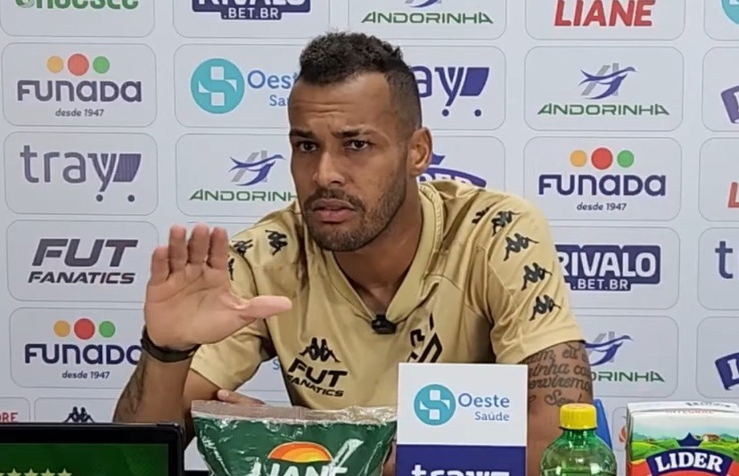 Na zona de rebaixamento da A2, lateral do Grêmio Prudente afirma: “Não tem corpo mole”