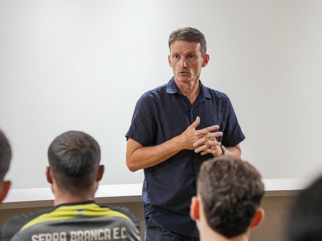 Estreia no Serra Branca coloca Gerson Gusmão frente a frente com o Botafogo-PB