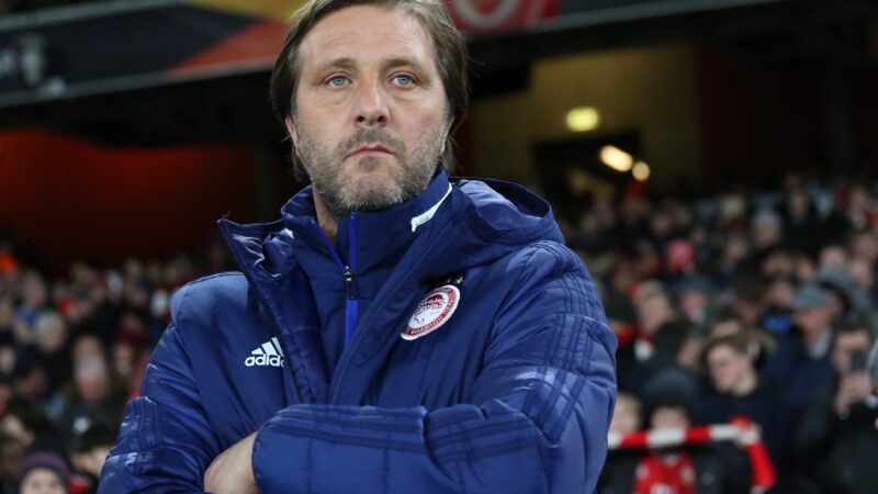 Atlético-MG sonda Pedro Martins, técnico do Al Gharafa, do Catar