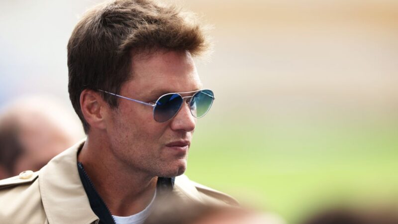 Brady se abstém no Super Bowl XL e incomoda ex-colegas e líder dos Patriots: “Sinto nojo”