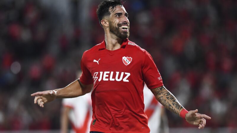 Entenda como está a busca do Fluminense por um centroavante na reta final da janela