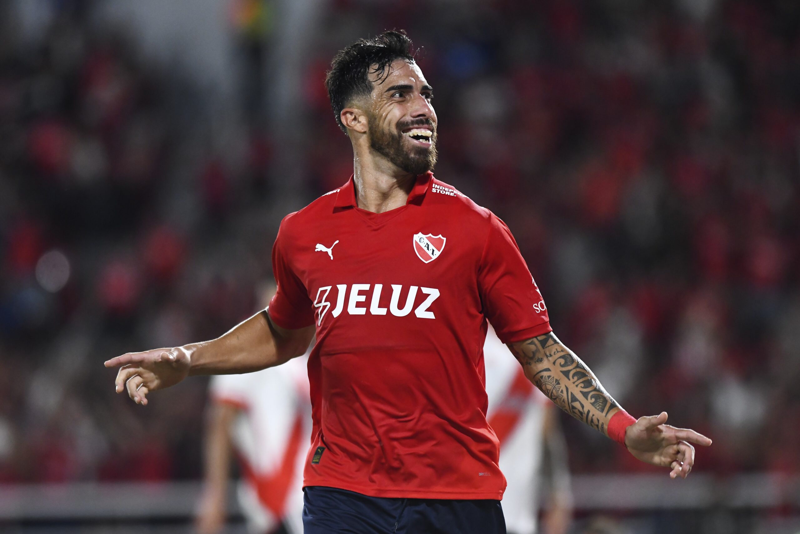 Entenda como está a busca do Fluminense por um centroavante na reta final da janela