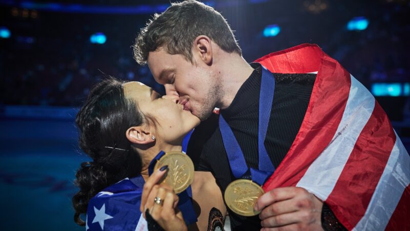 Olimpíadas de Inverno: casal americano de estrelas é favorito ao ouro na patinação artística