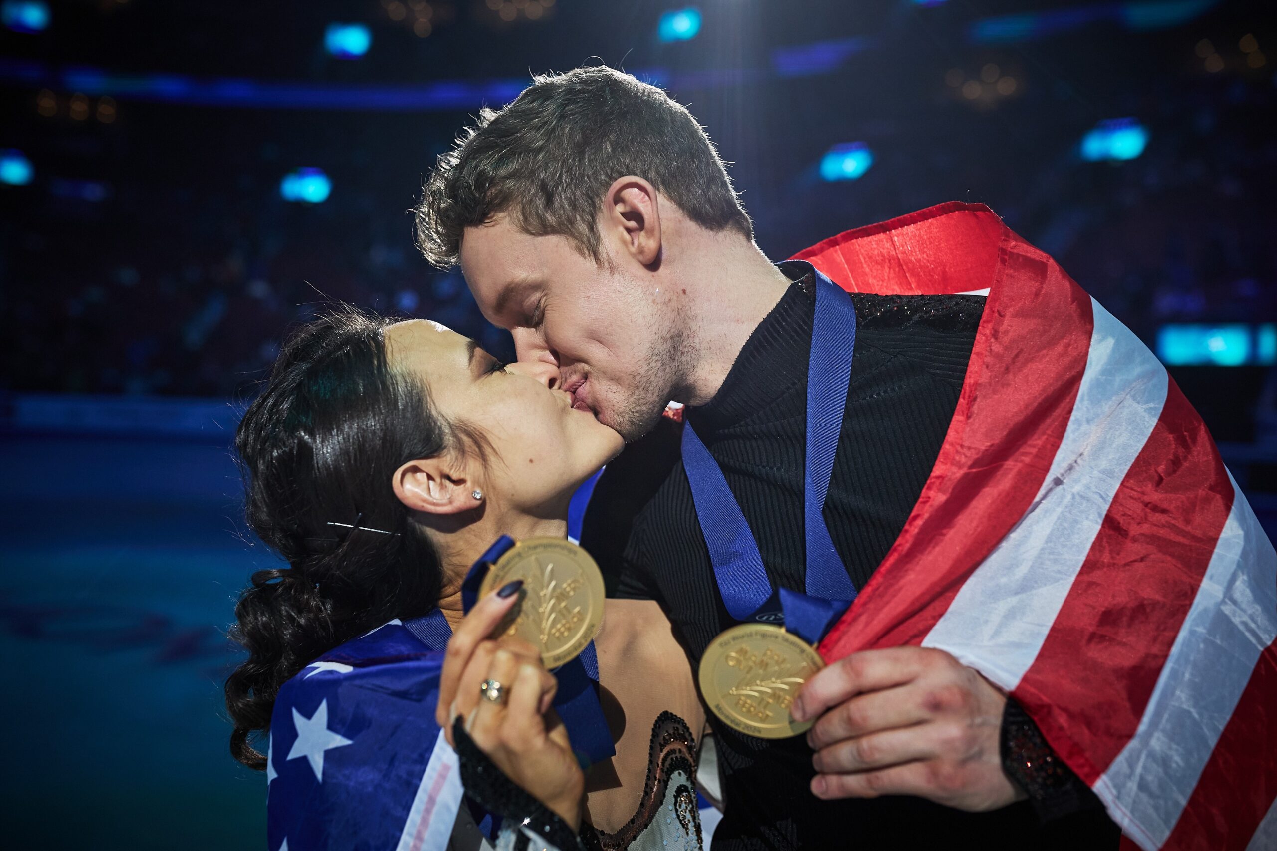 Olimpíadas de Inverno: casal americano de estrelas é favorito ao ouro na patinação artística