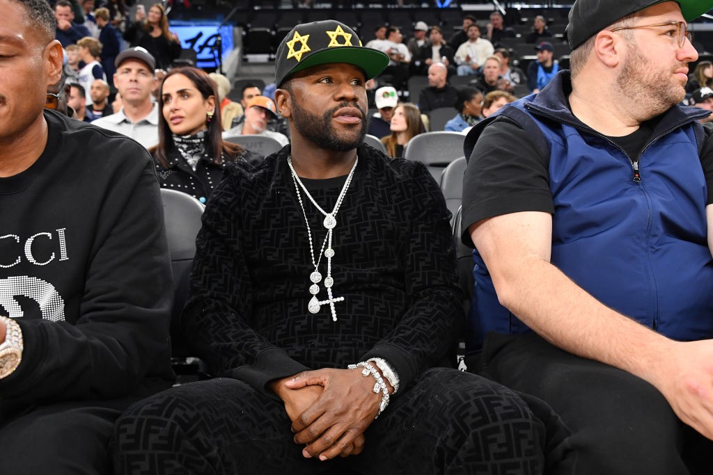 Aos 48 anos, Floyd Mayweather Jr. anuncia retorno ao boxe profissional