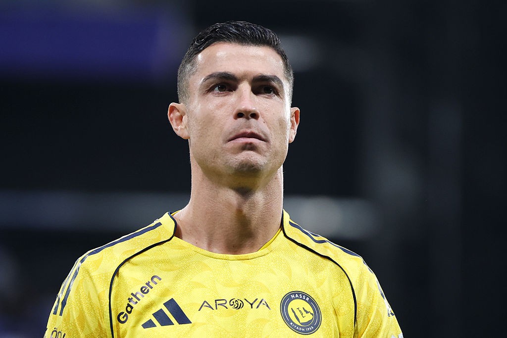 Cristiano Ronaldo se recusa a jogar pelo Al-Nassr por discordância com a gestão do PIF