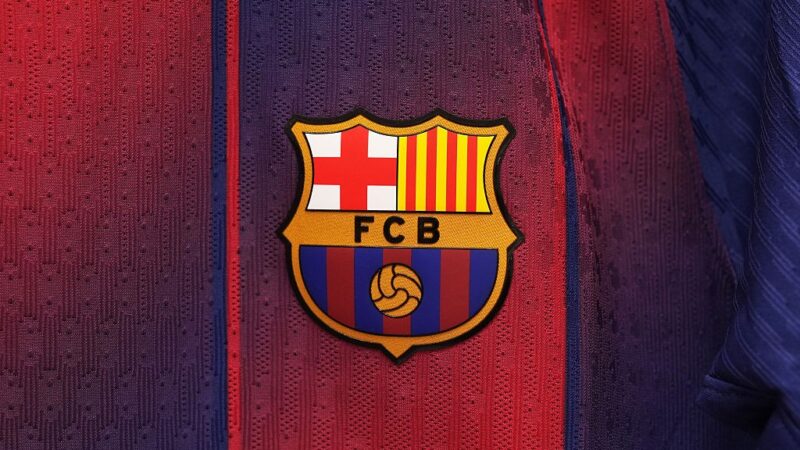 Barcelona é o clube que mais ganha dinheiro com a venda de camisas na Europa; confira lista