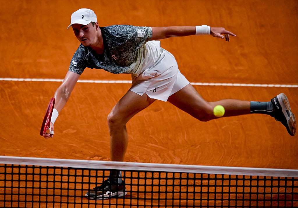 João Fonseca avalia fase difícil e se diz mais maduro para o Rio Open: “Não devo nada a ninguém”