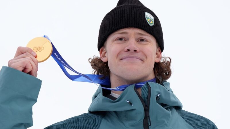 Lucas Pinheiro vibra com ouro pelo Brasil: “Obrigada por me permitirem ser quem eu sou”