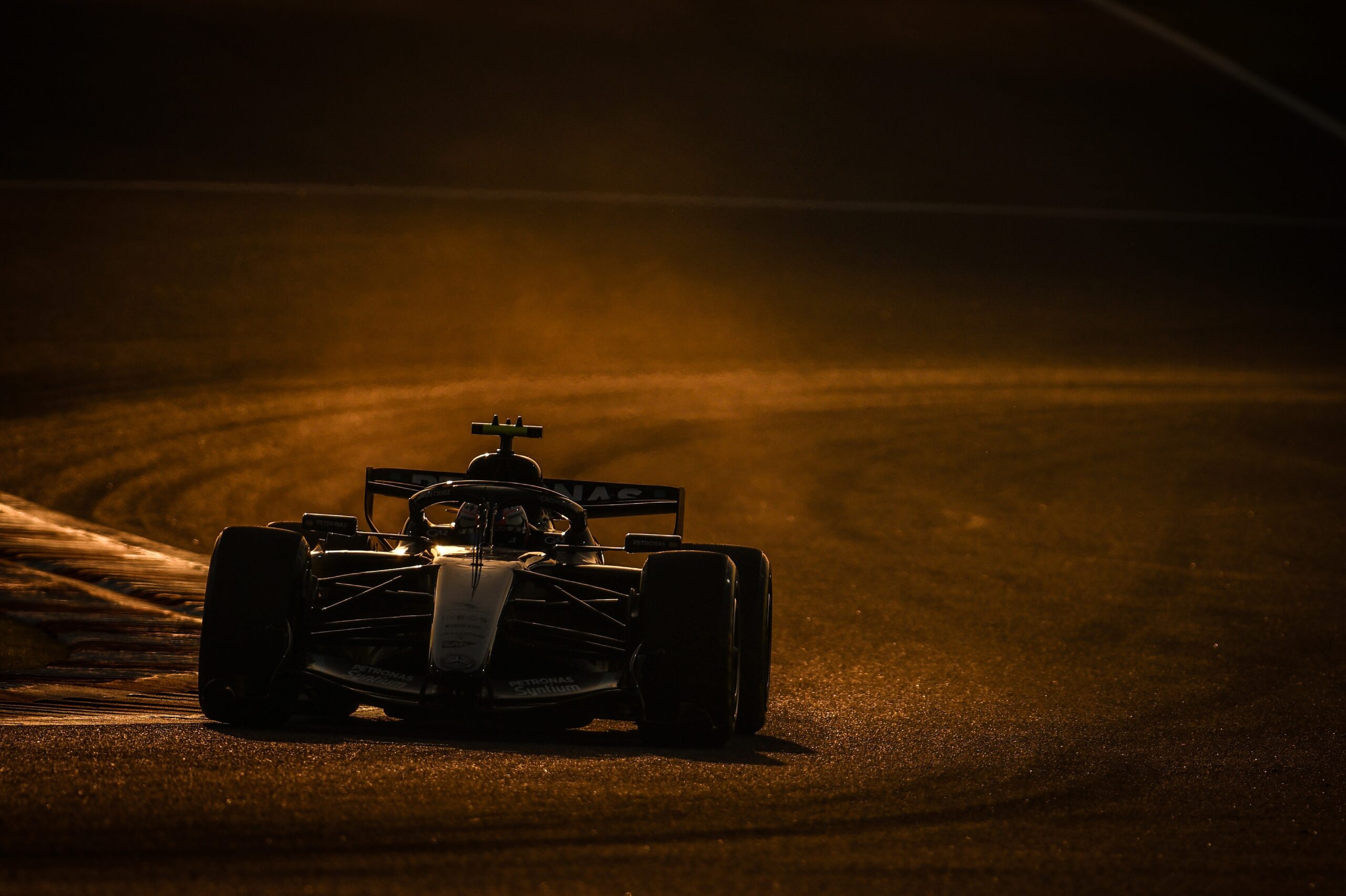 Balanço dos testes: Mercedes pula como favorita; Ferrari surpreende