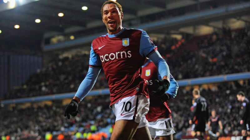 Ex-Valencia, Roma e Aston Villa vira ator após aposentadoria