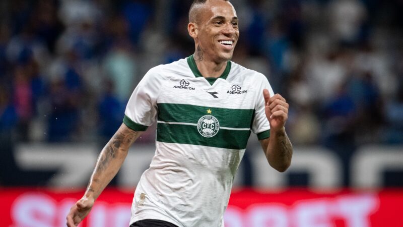 Breno Lopes ignora rótulo de “mais caro” após primeiro gol no Coritiba