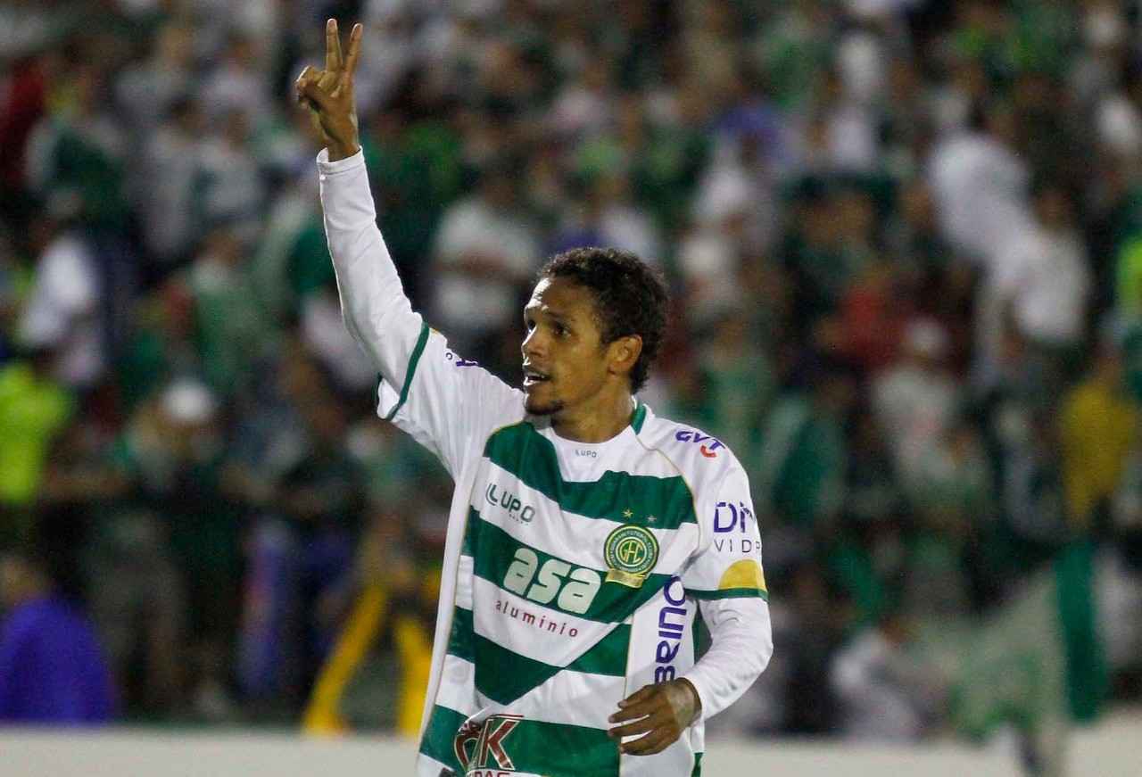 Último herói do Guarani contra o Palmeiras revive jogo histórico e acredita em fim da escrita